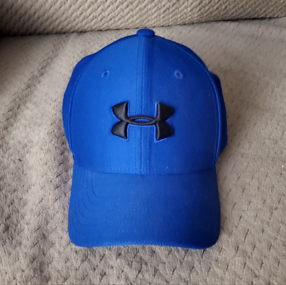 Youth Under Armour Hat - Picture 1 of 3